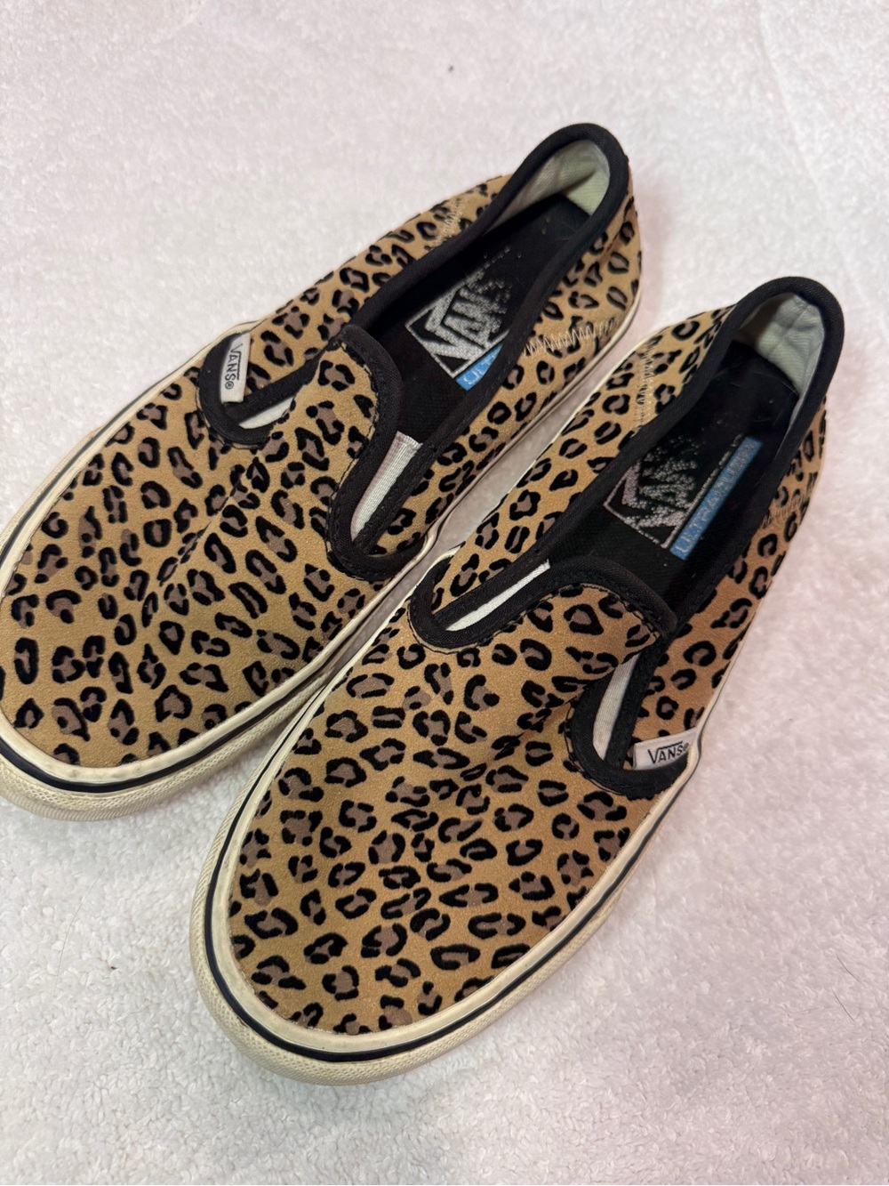 Vans womens Leopard Print Slip-On Sneakers - Brown/Black